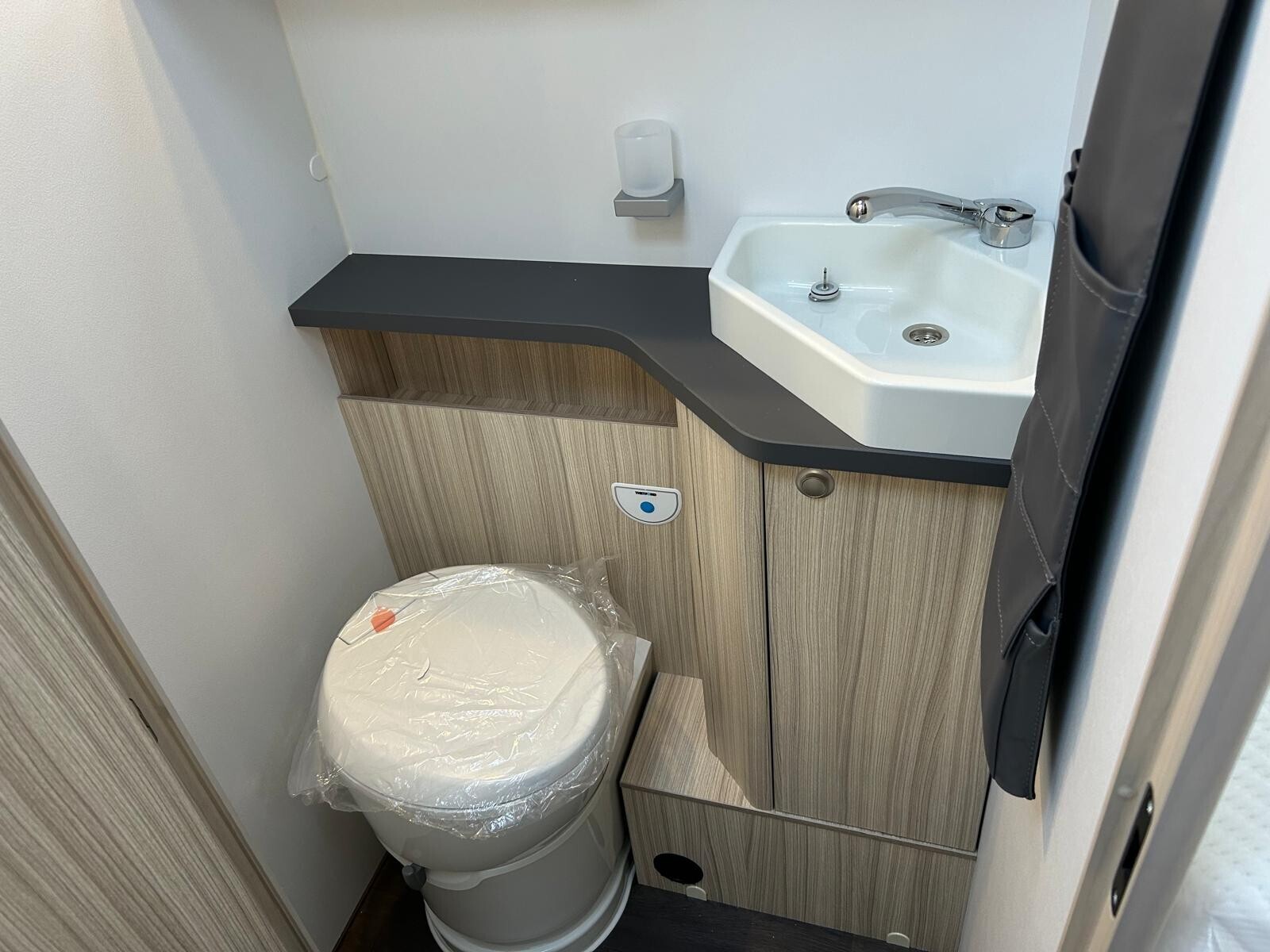 SUNLIVING S 75 SL-SEMINTEG. LETT.GEMELLI BASCUL