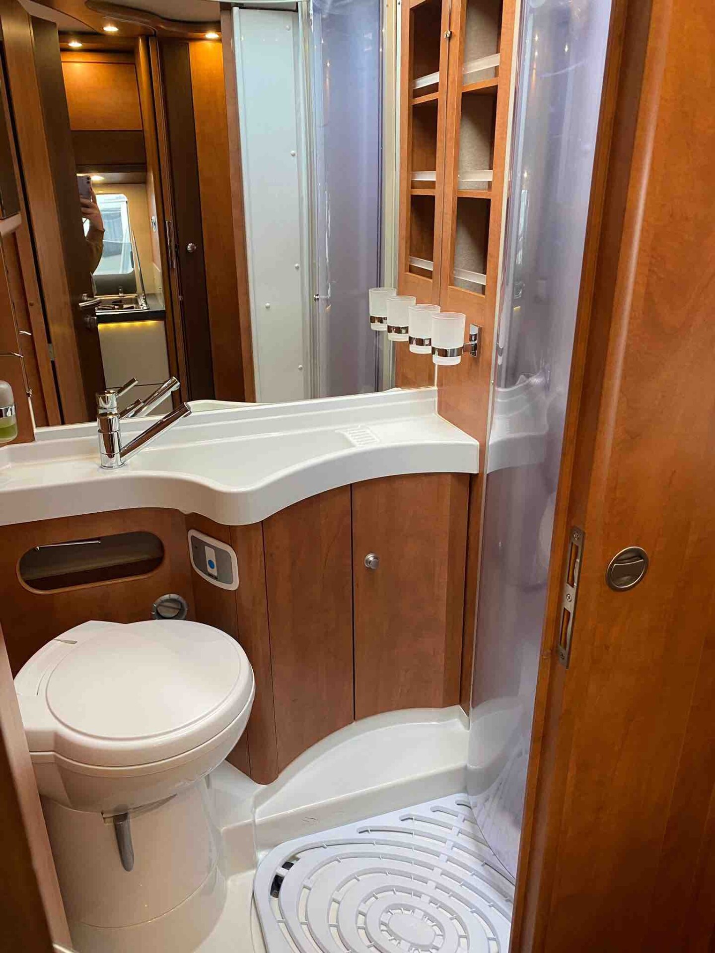 CARTHAGO T 142 USATO - SEMINT. LETTO MATRIM. GARAG