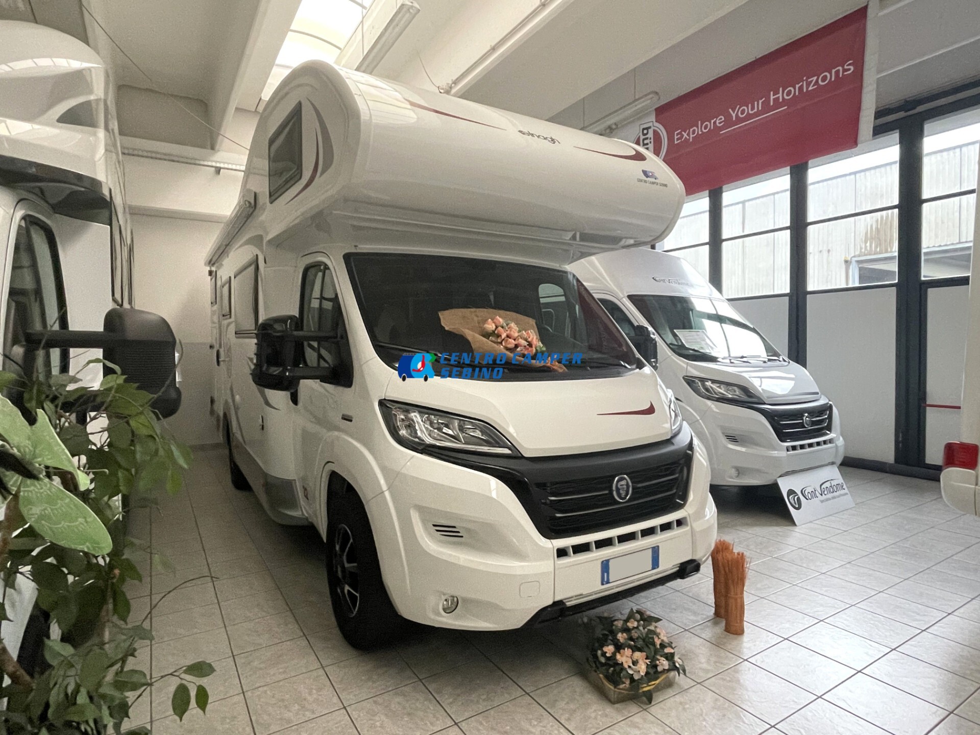 Elnagh Baron 22 camper mansardato 7 posti letto 7 