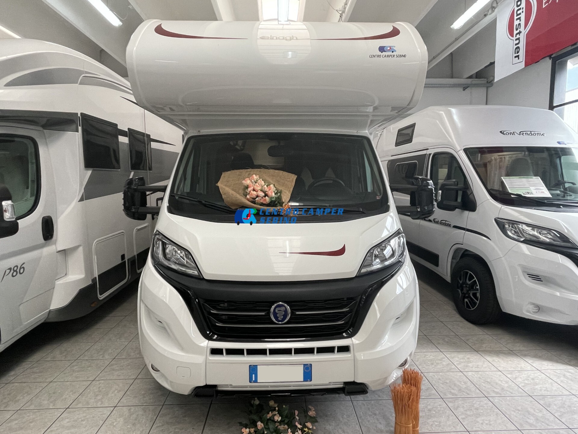 Elnagh Baron 22 camper mansardato 7 posti letto 7 