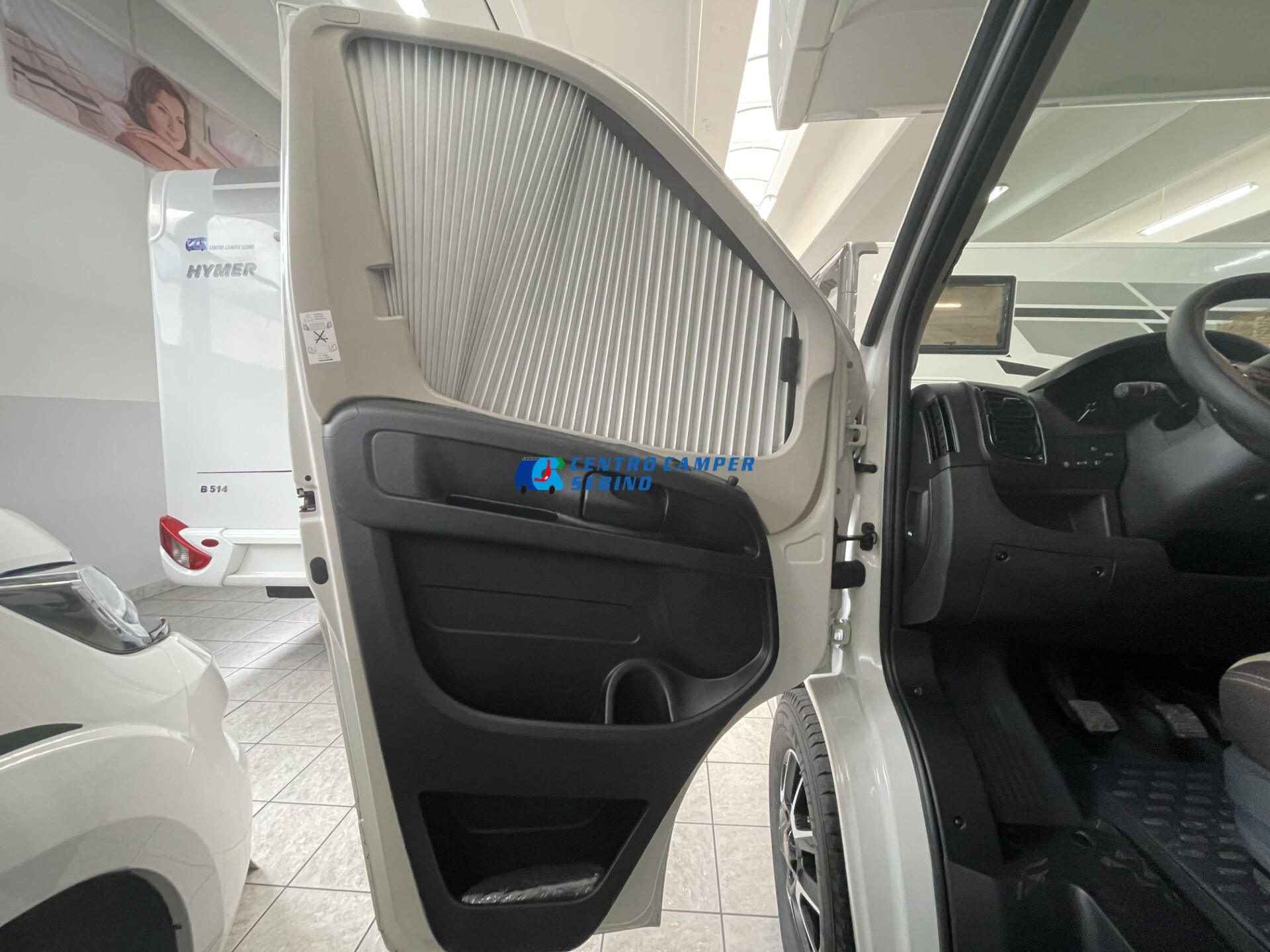 Elnagh Baron 22 camper mansardato 7 posti letto 7 