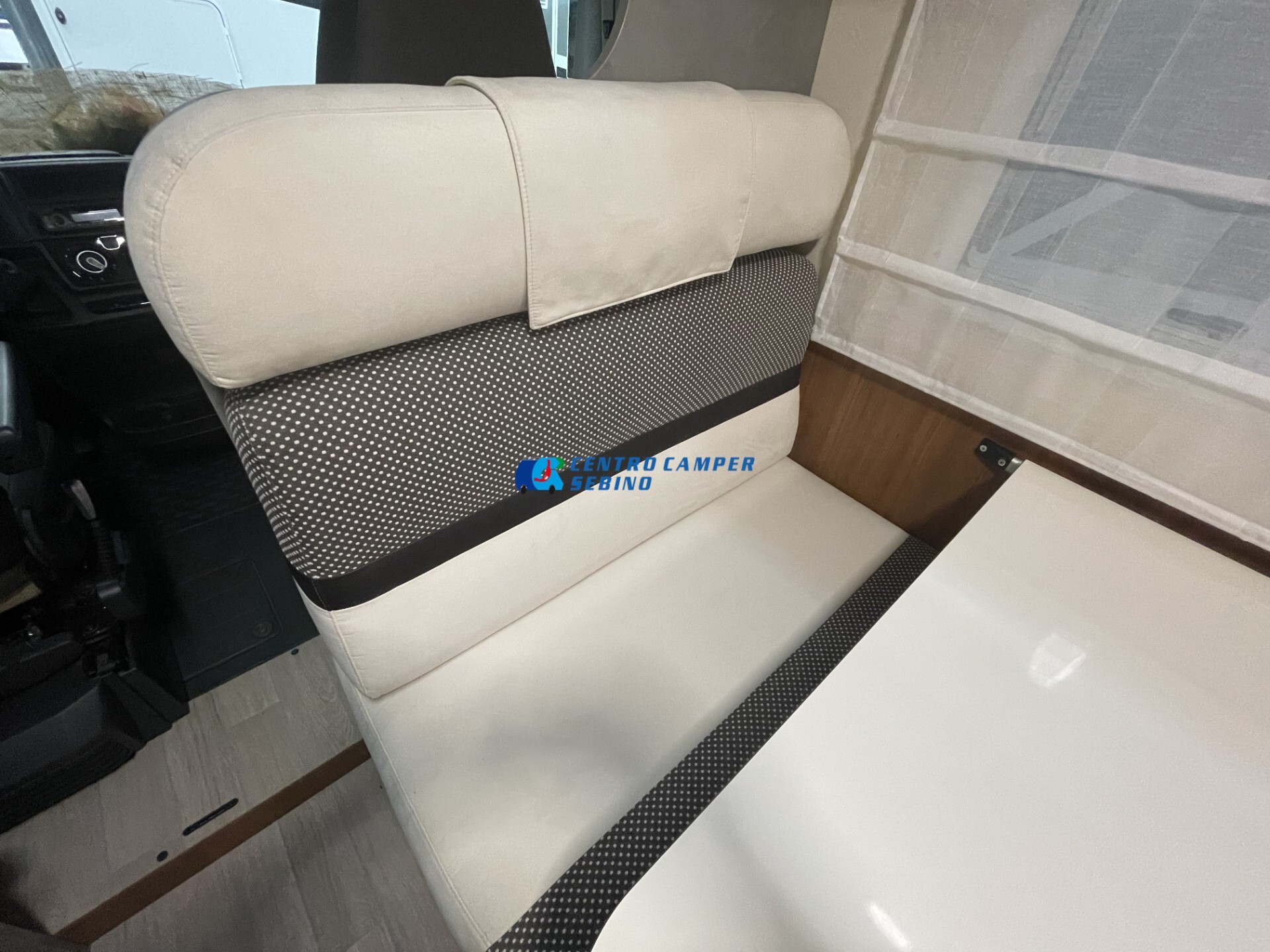 Elnagh Baron 22 camper mansardato 7 posti letto 7 