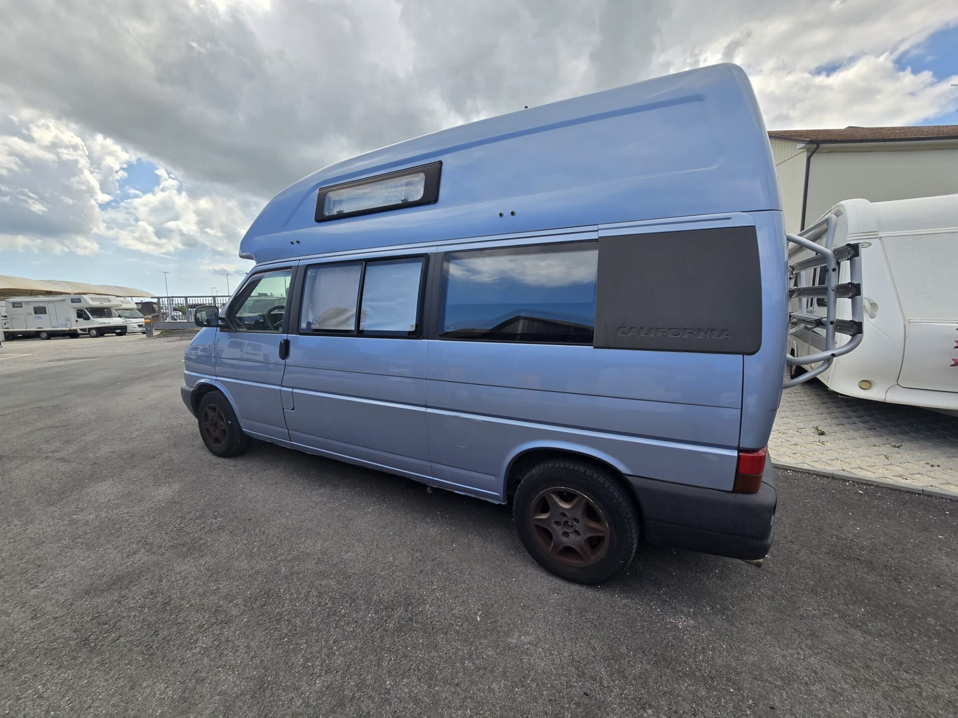 Westfalia VOLKSVAGEN California EXCLUSIVE T4