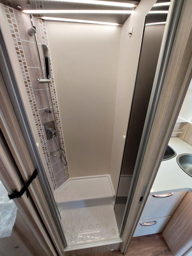 Elnagh T-Loft 530