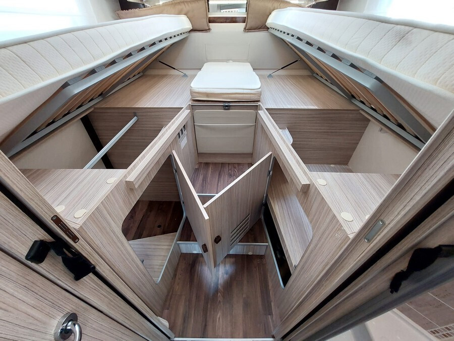 Elnagh T-Loft 530