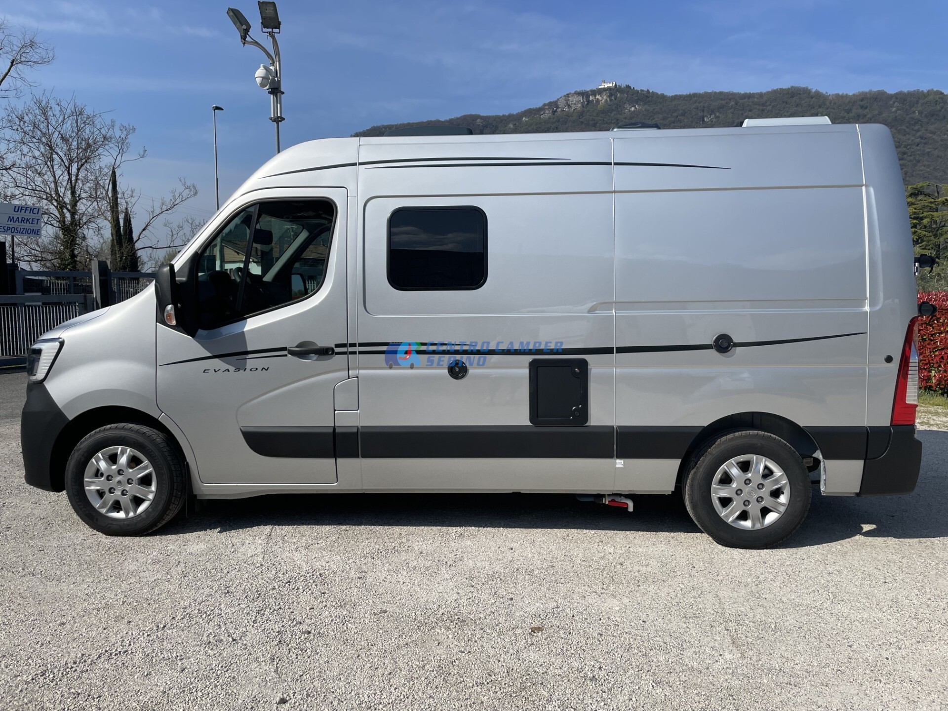 Font Vendôme Master Van XS camper van 5,50 mt 3 po