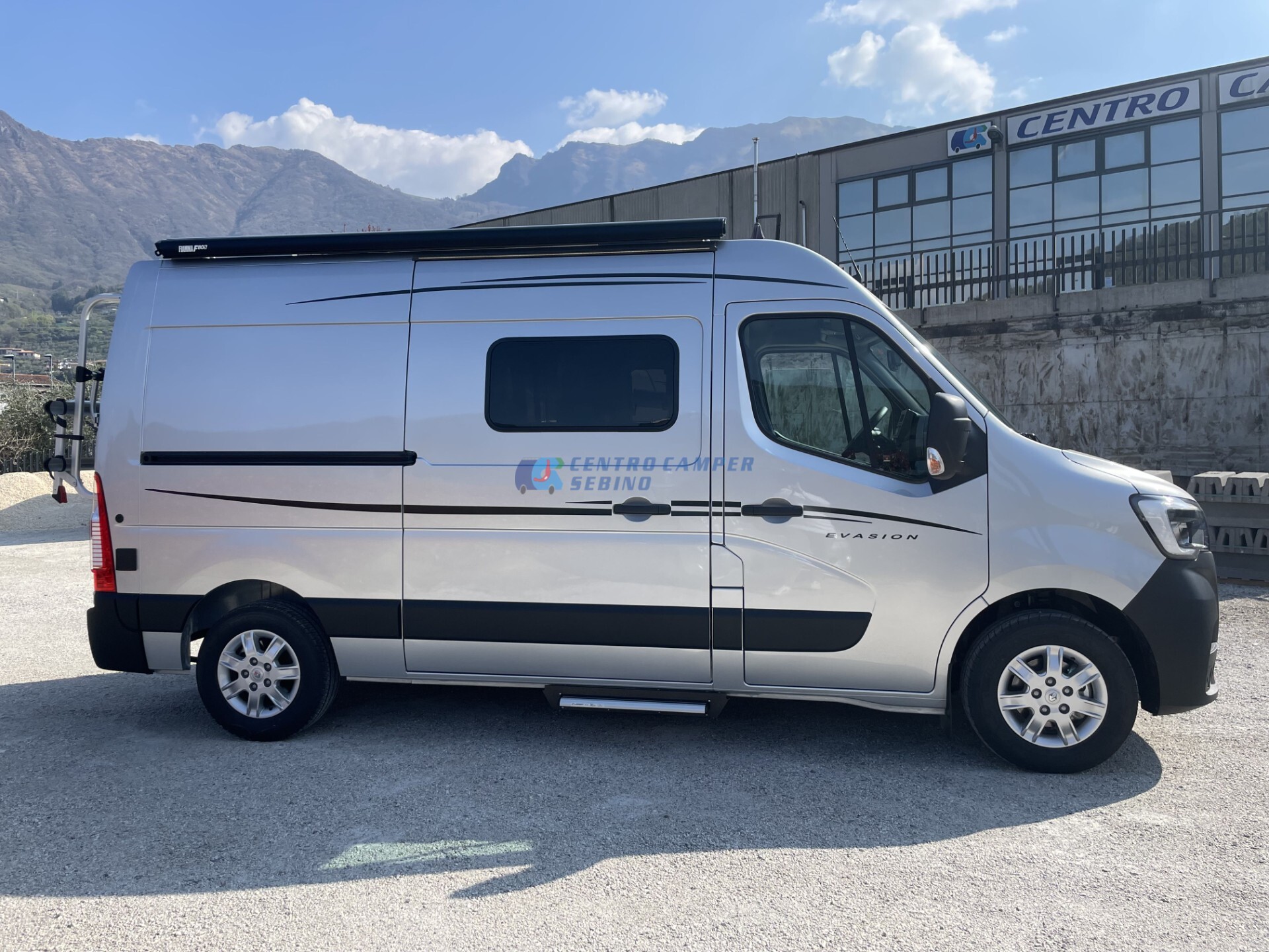 Font Vendôme Master Van XS camper van 5,50 mt 3 po