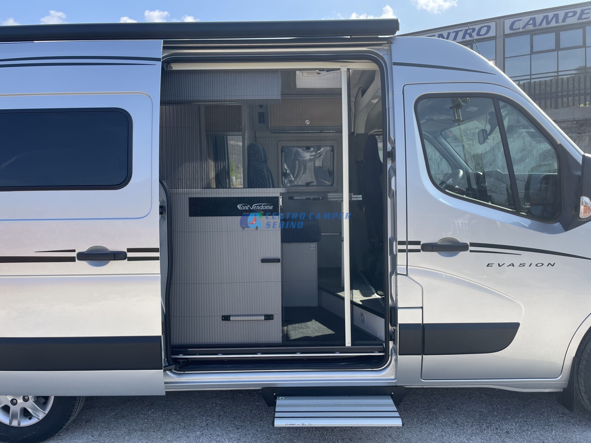 Font Vendôme Master Van XS camper van 5,50 mt 3 po