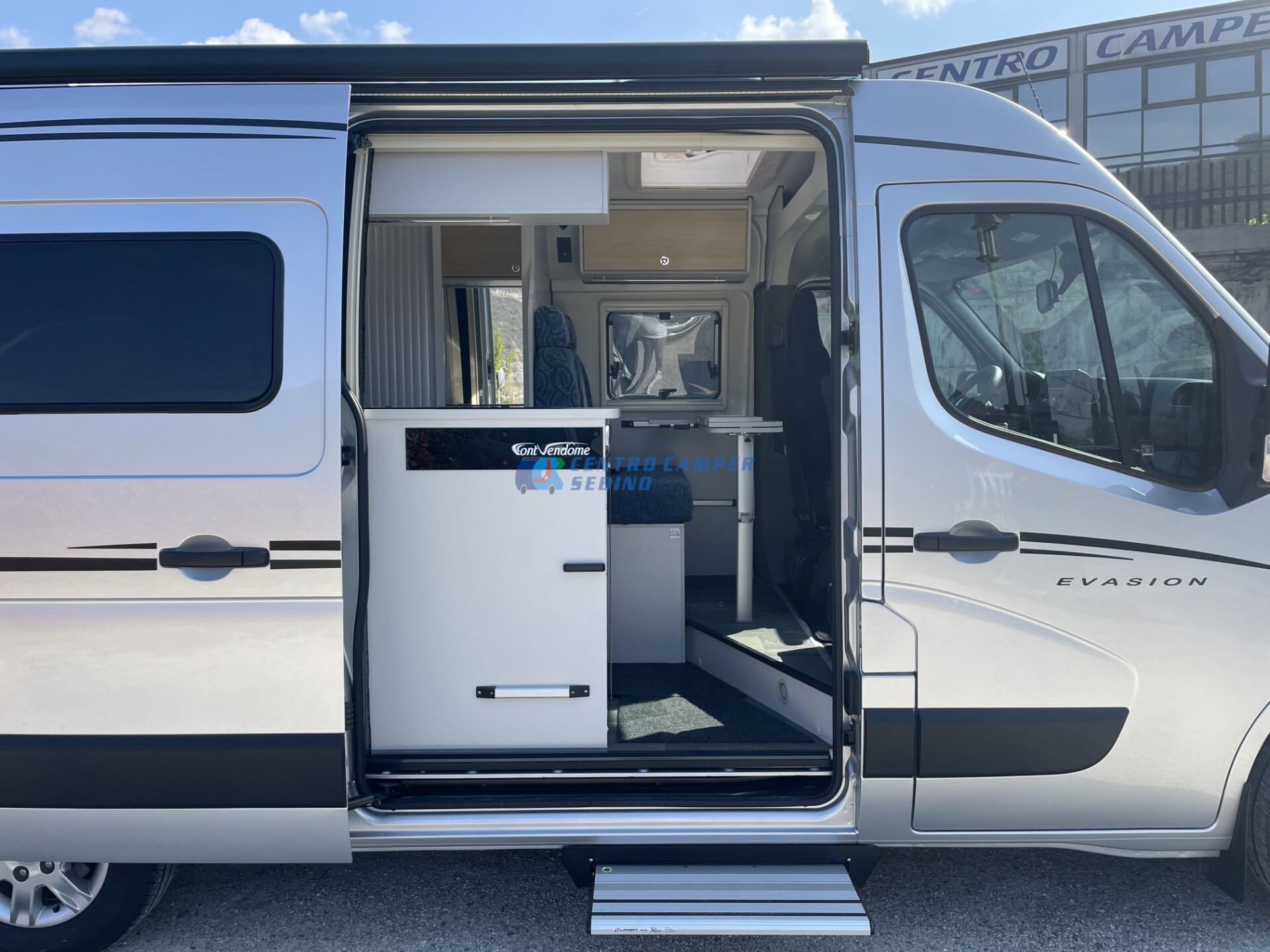 Font Vendôme Master Van XS camper van 5,50 mt 3 po