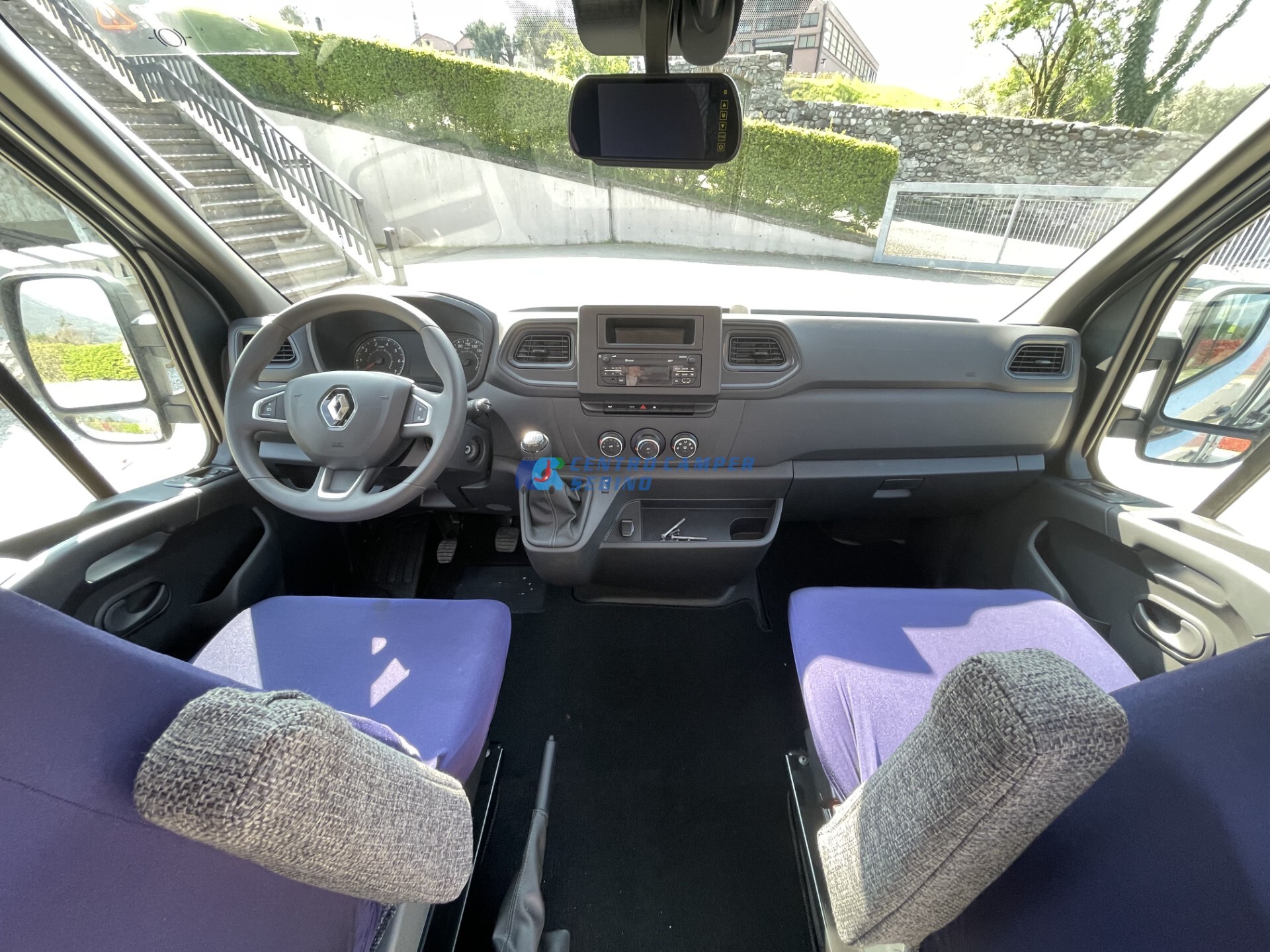 Font Vendôme Master Van XS camper van 5,50 mt 3 po