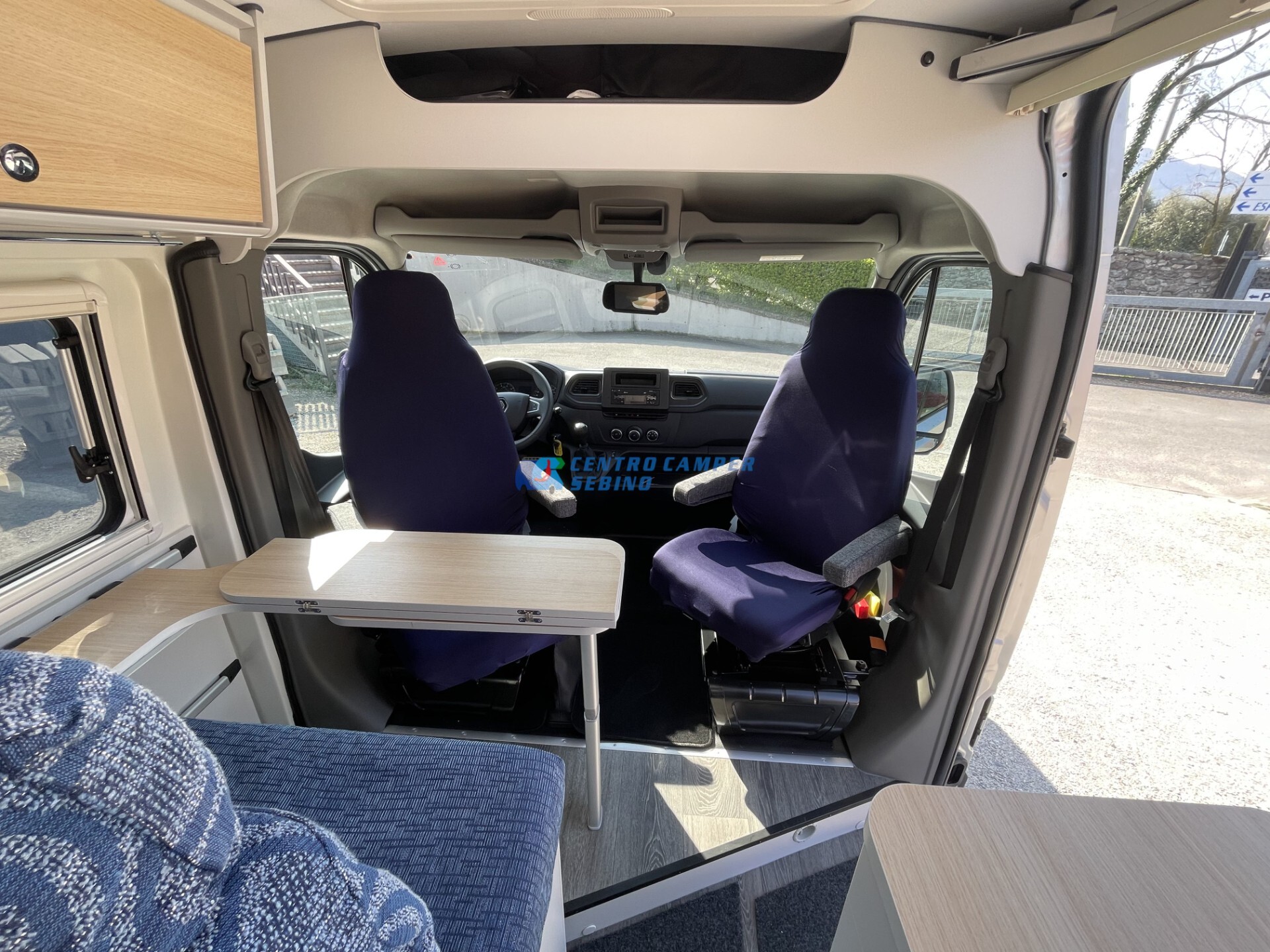 Font Vendôme Master Van XS camper van 5,50 mt 3 po