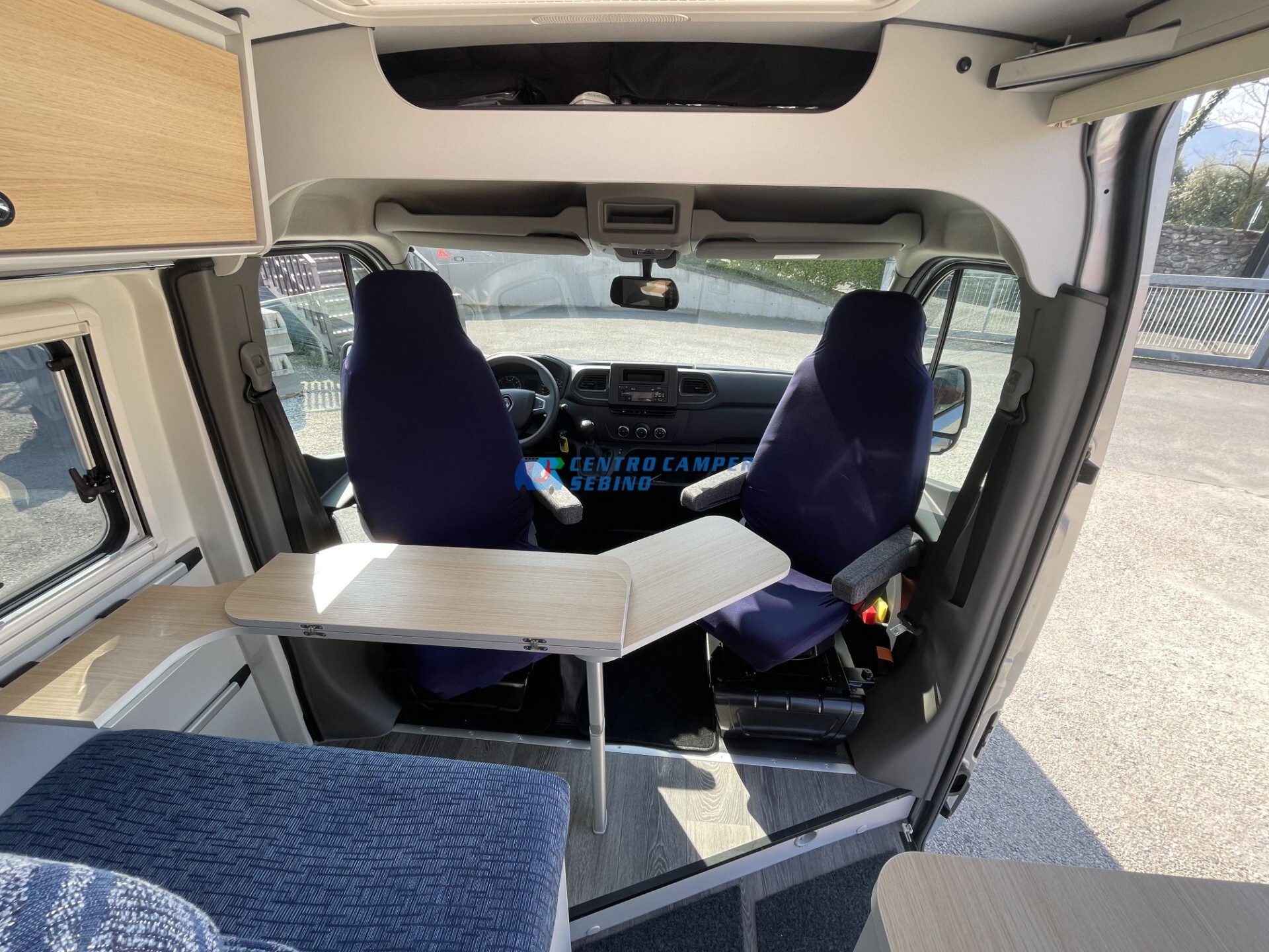 Font Vendôme Master Van XS camper van 5,50 mt 3 po