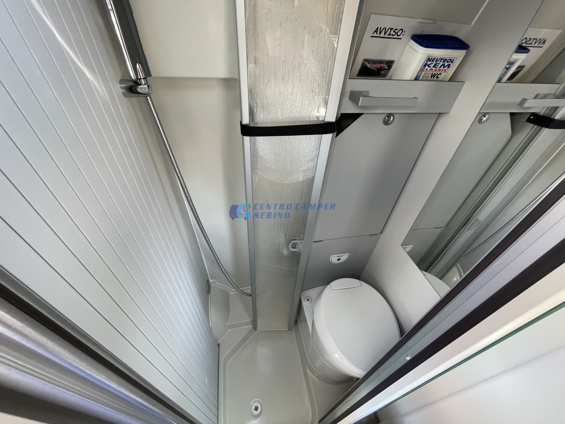 Font Vendôme Master Van XS camper van 5,50 mt 3 po