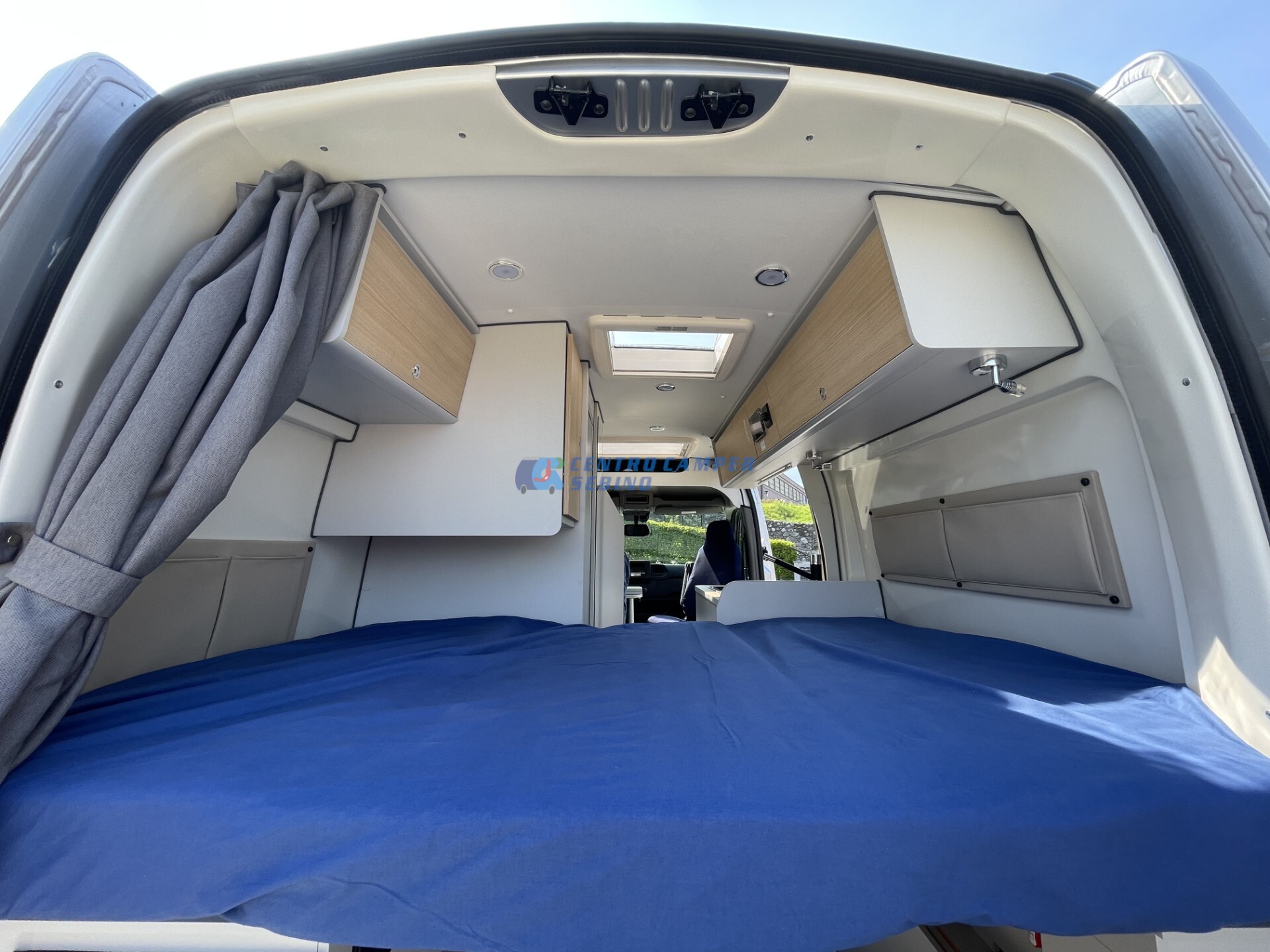 Font Vendôme Master Van XS camper van 5,50 mt 3 po