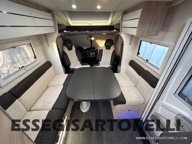 CHAUSSON TITANIUM 644 AUTOMATICO MY '21 699 CM 5 P