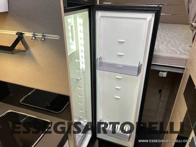 CHAUSSON TITANIUM 644 AUTOMATICO MY '21 699 CM 5 P