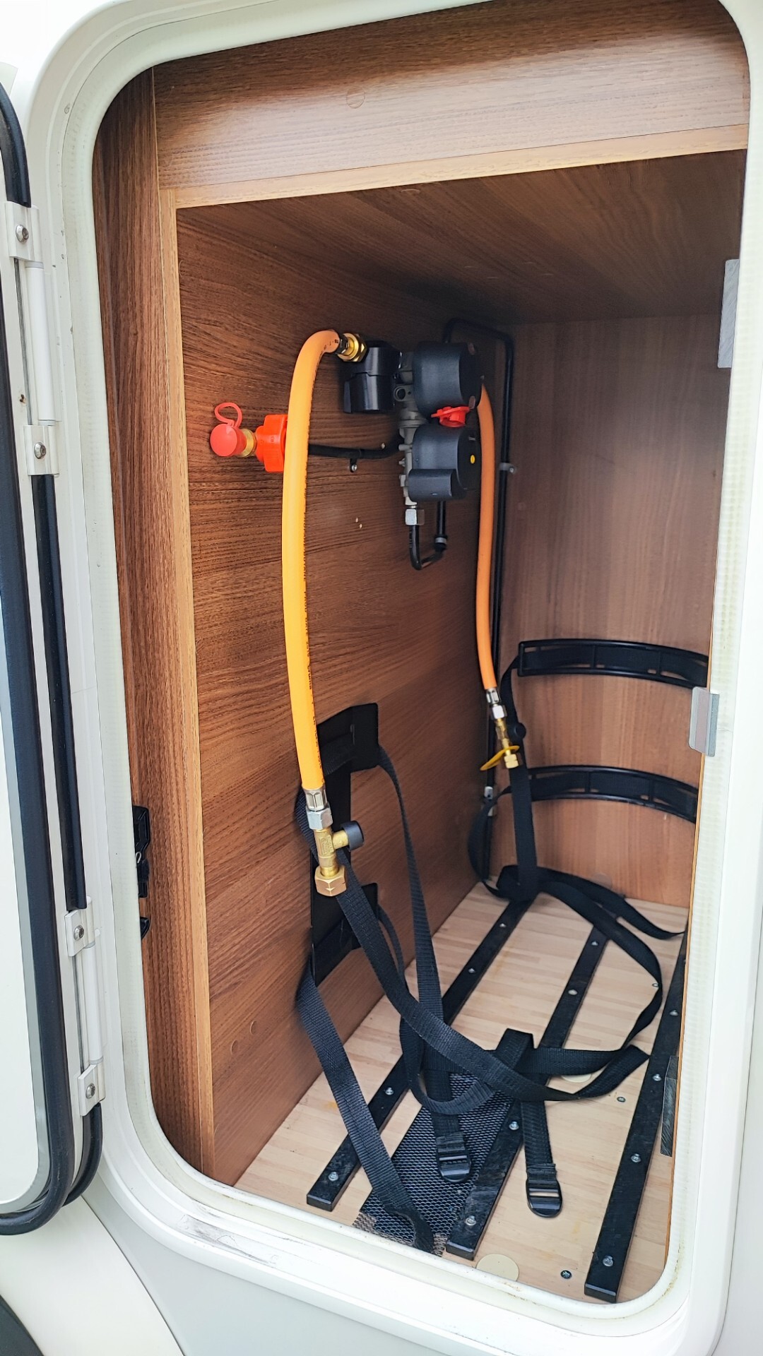 Carthago Compactline I138DB