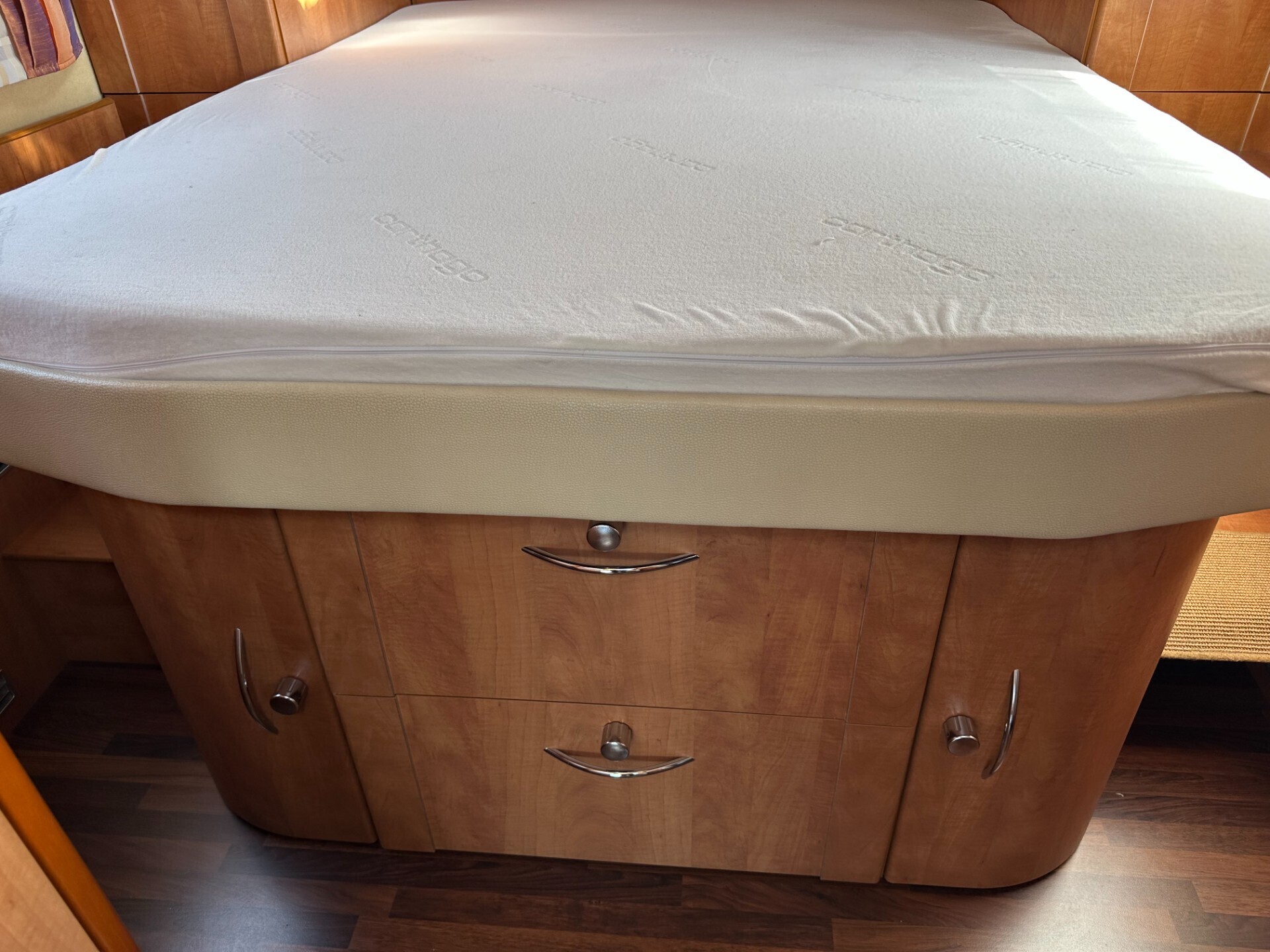 Carthago Opus 5.6 QB Mercedes 518 3.0