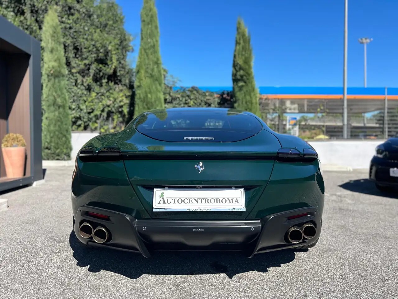 Ferrari Roma 2022 z Włoch