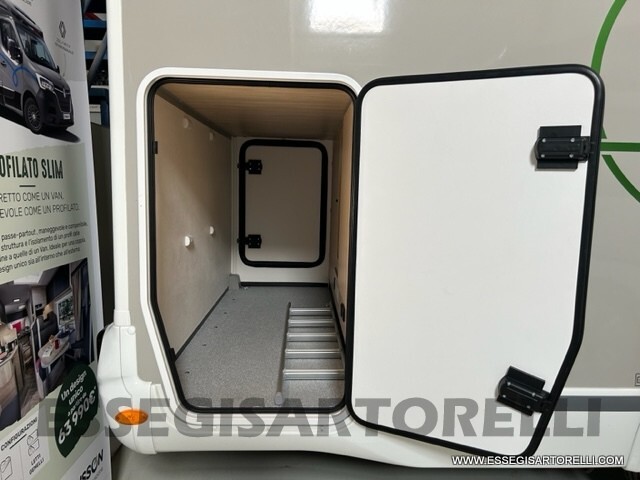 CHAUSSON 724 BASCULANTE AZIENDALE 04/2025 KM 14.40