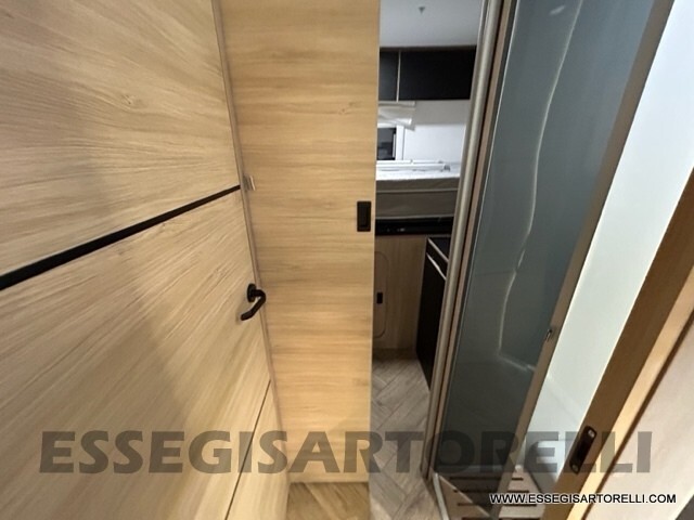 CHAUSSON 724 BASCULANTE AZIENDALE 04/2025 KM 14.40