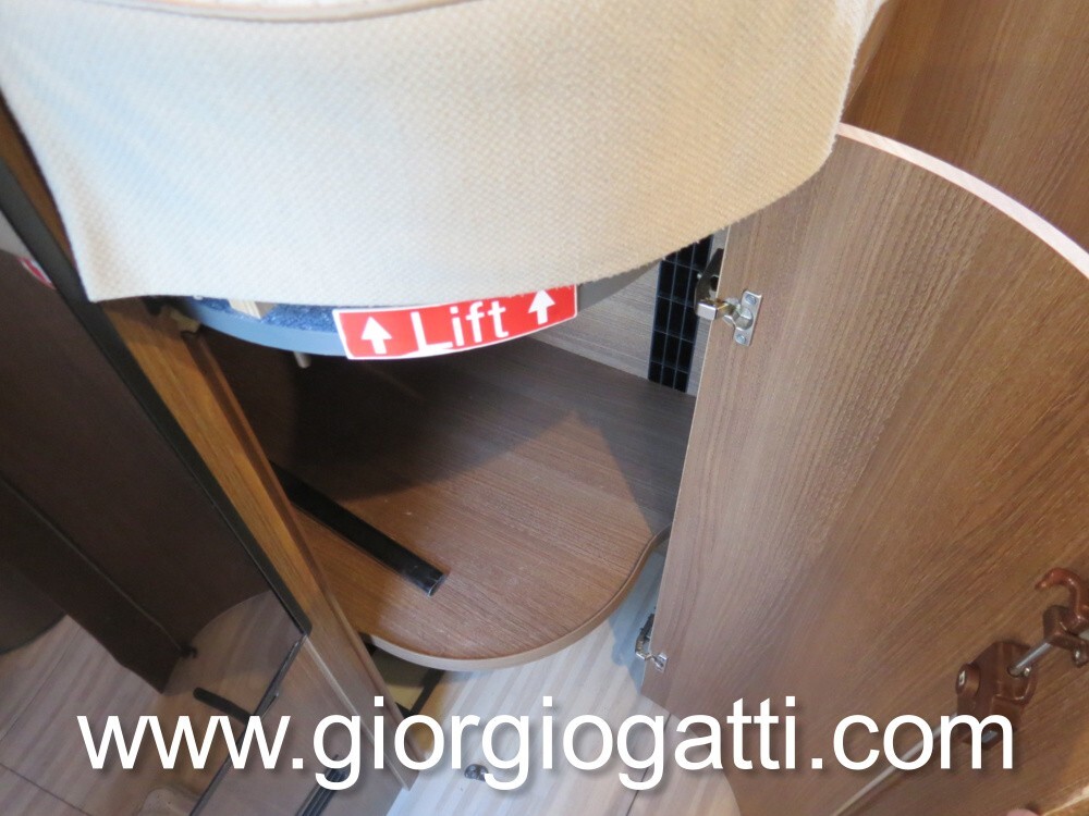 CAMPER MOTORHOME CARTHAGO C-COMPACTLINE 141 LE CON