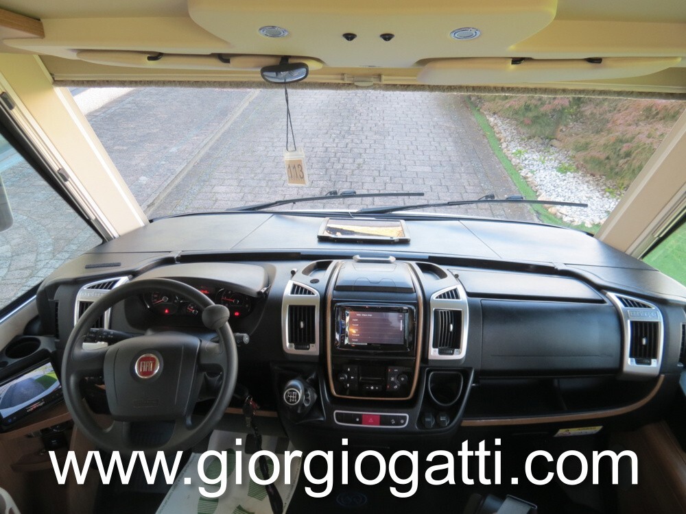 CAMPER MOTORHOME CARTHAGO C-COMPACTLINE 141 LE CON