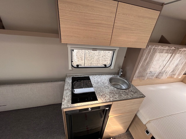 Weinsberg CARACITO 450 FU