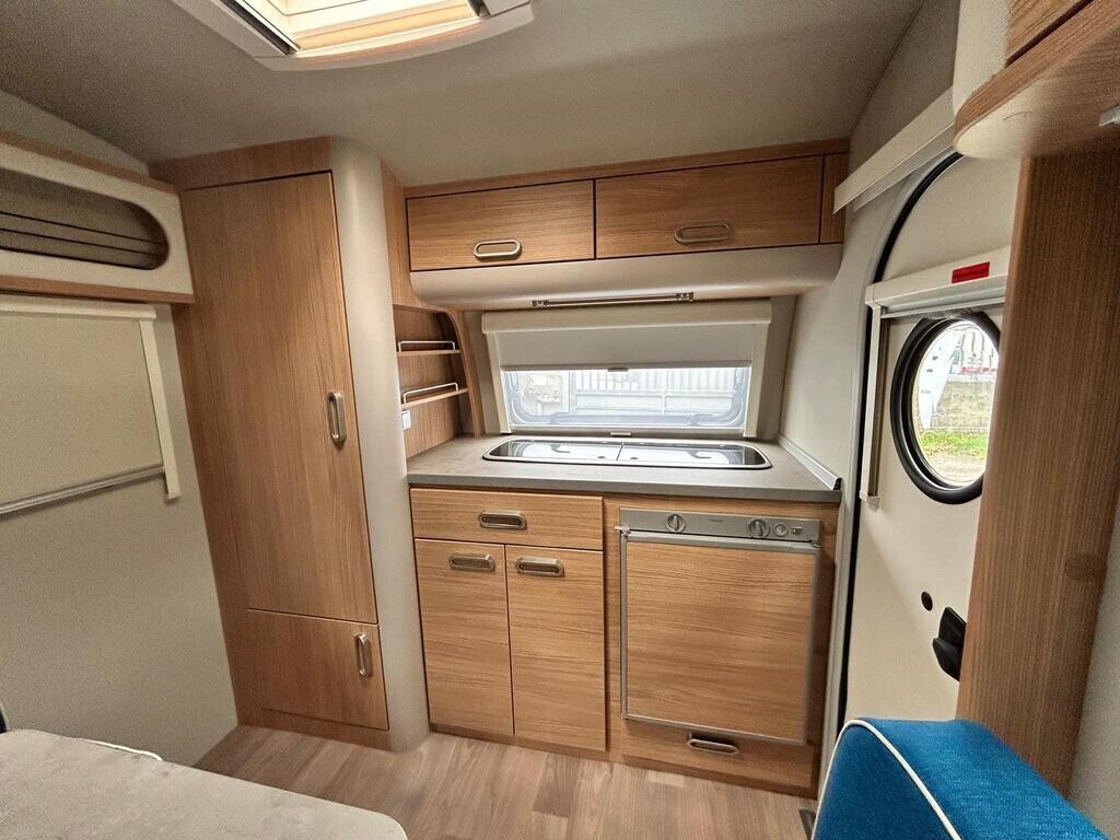 T@b 320 BASIC METROPOLIS