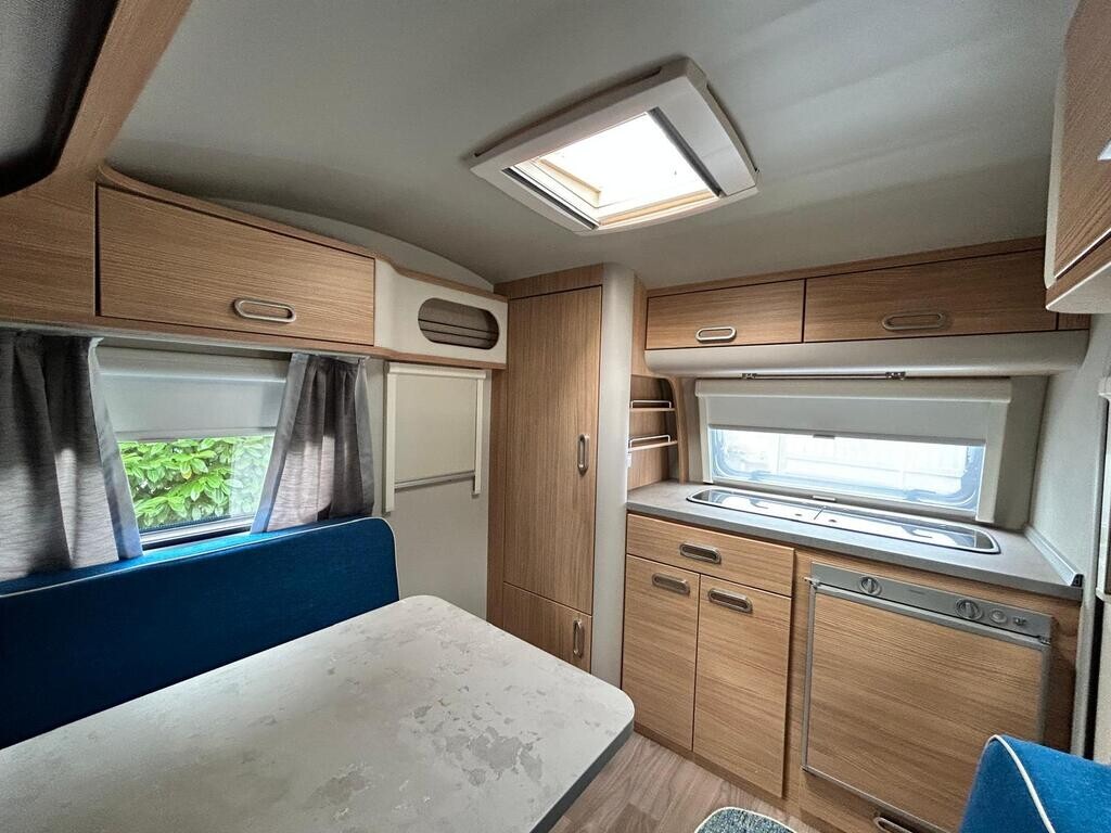 T@b 320 BASIC METROPOLIS