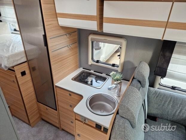 Noleggio camper nuovo 4 posti letto