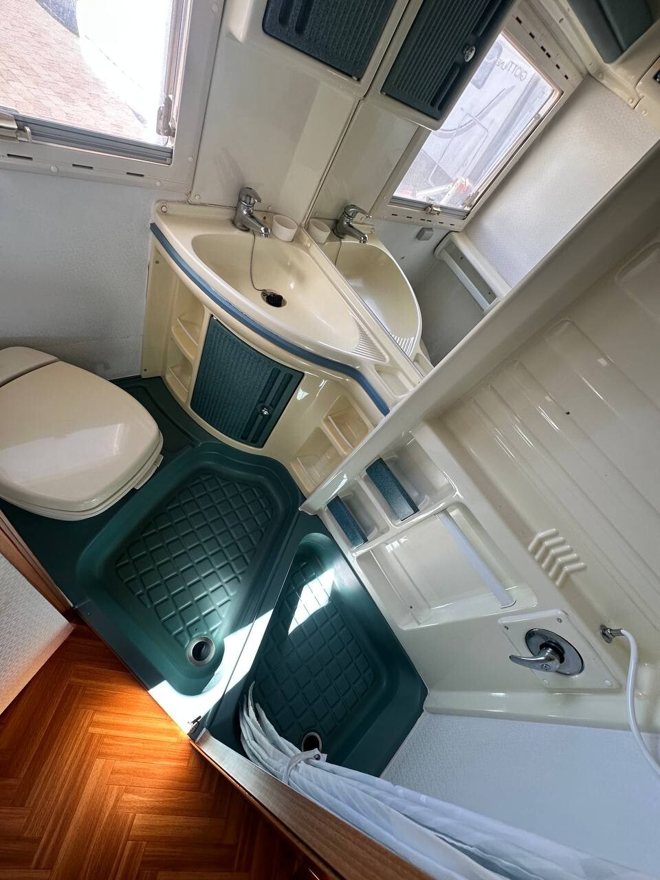 Laika ECOVIP 400I 1999