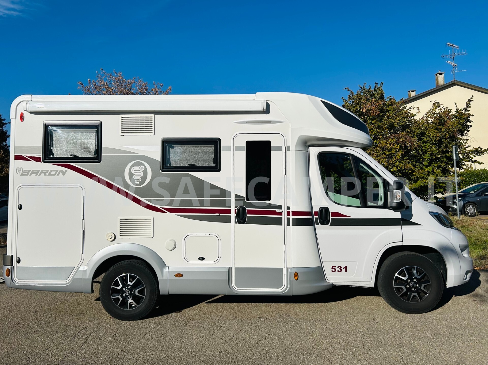 Semintegrale Elnagh baron 531 Usato ex noleggio