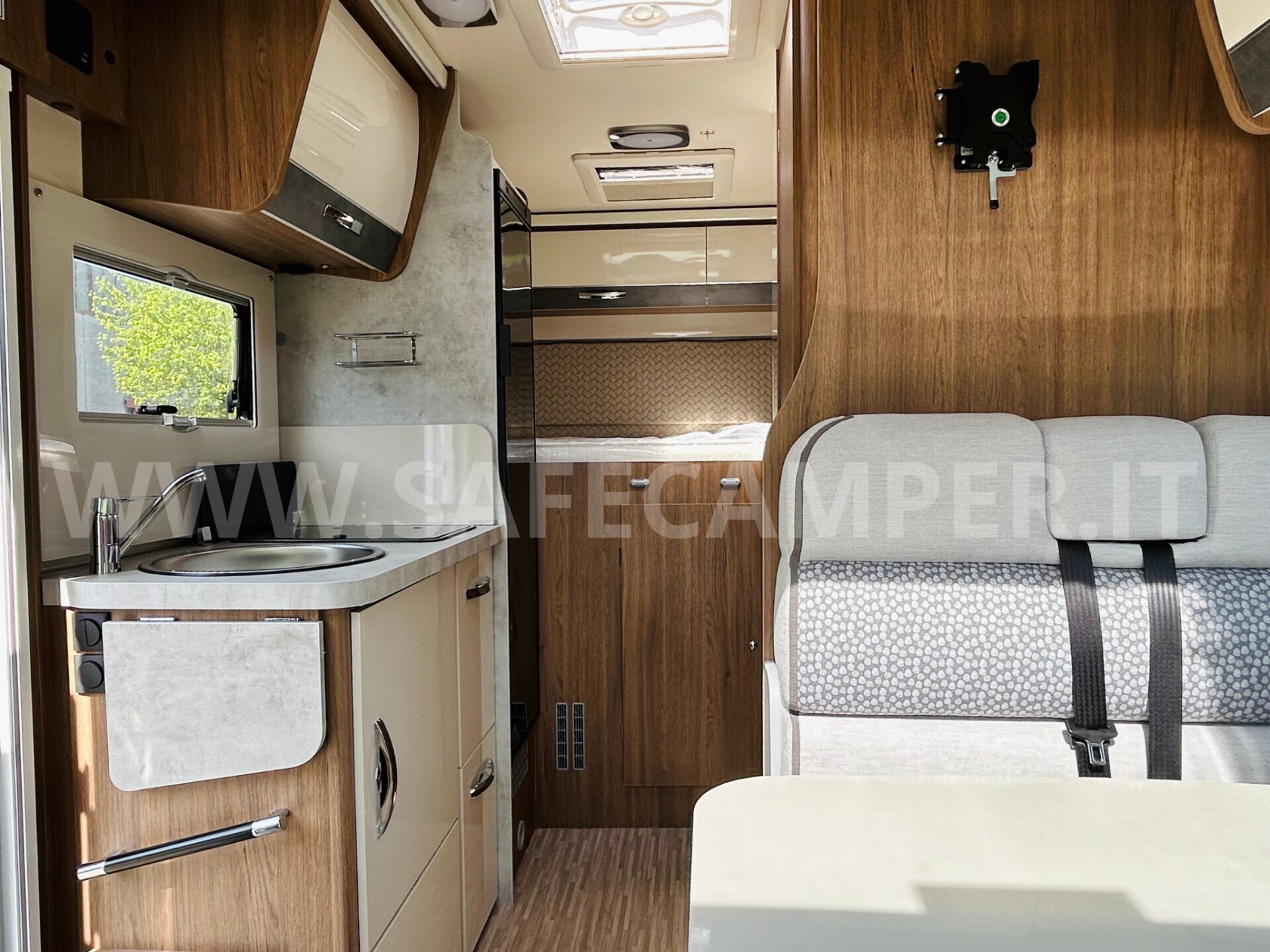 Semintegrale Elnagh baron 531 Usato ex noleggio