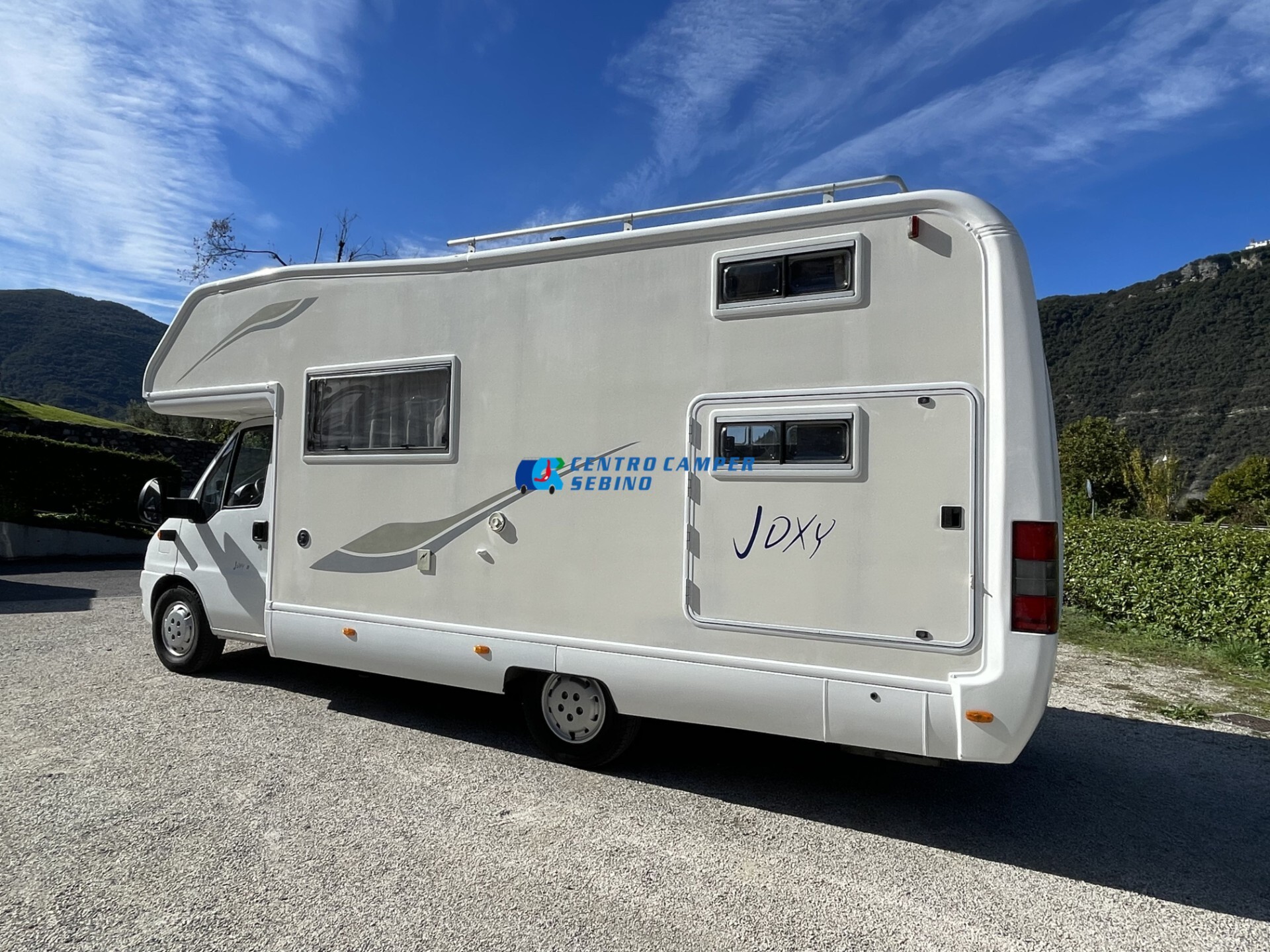 Elnagh Joxy 11 camper mansardato 7 mt doppio tavol