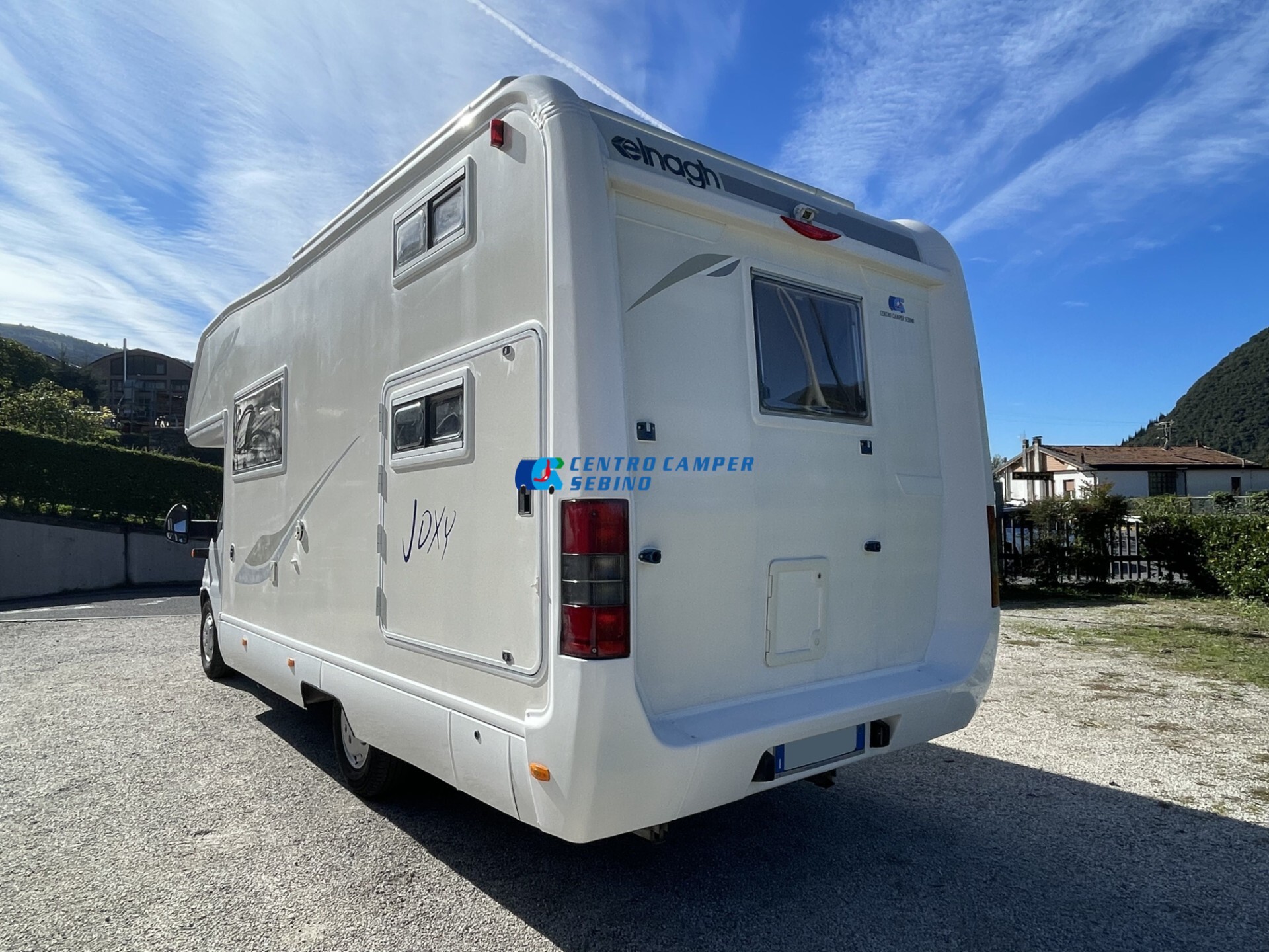 Elnagh Joxy 11 camper mansardato 7 mt doppio tavol