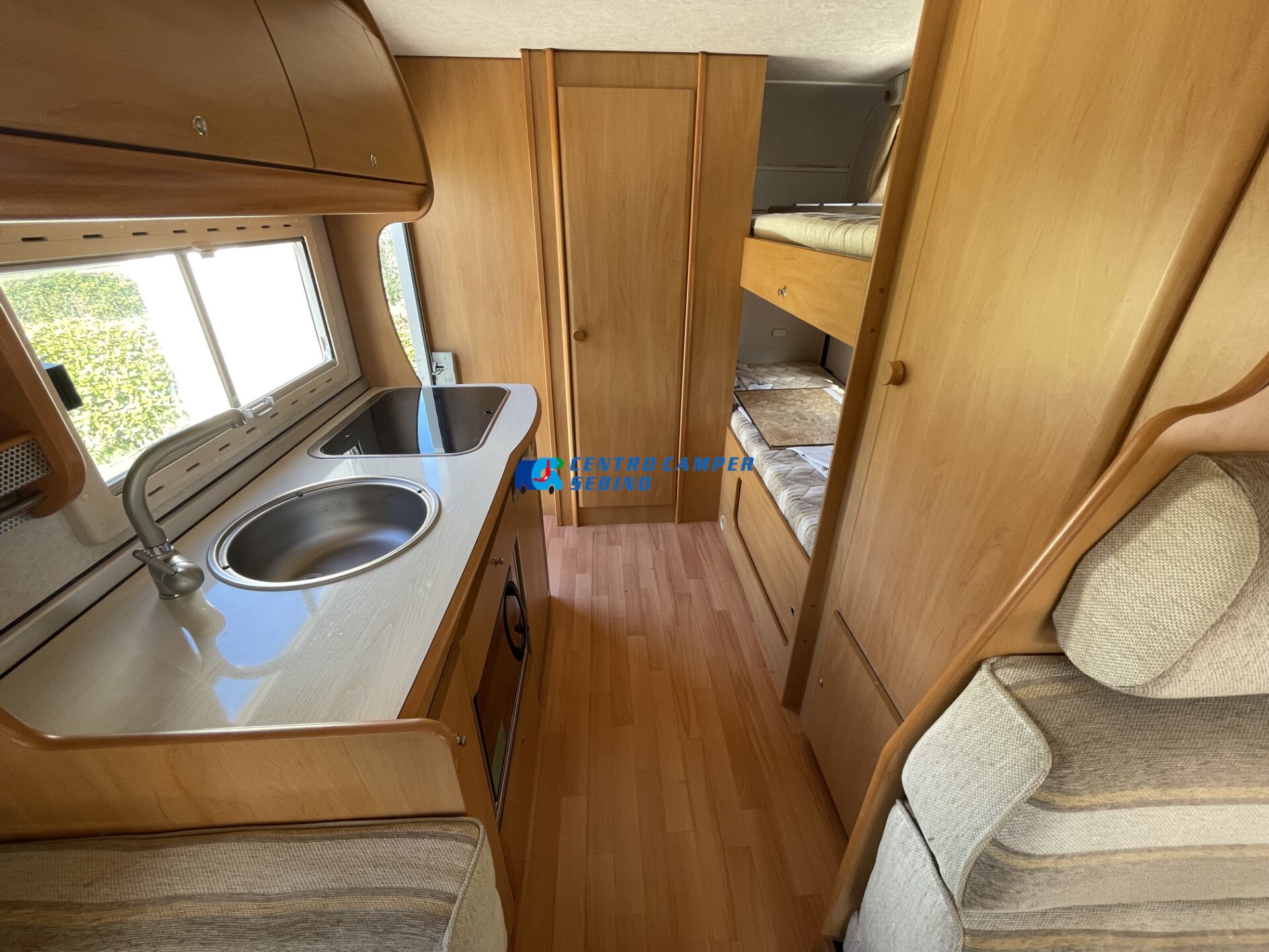 Elnagh Joxy 11 camper mansardato 7 mt doppio tavol