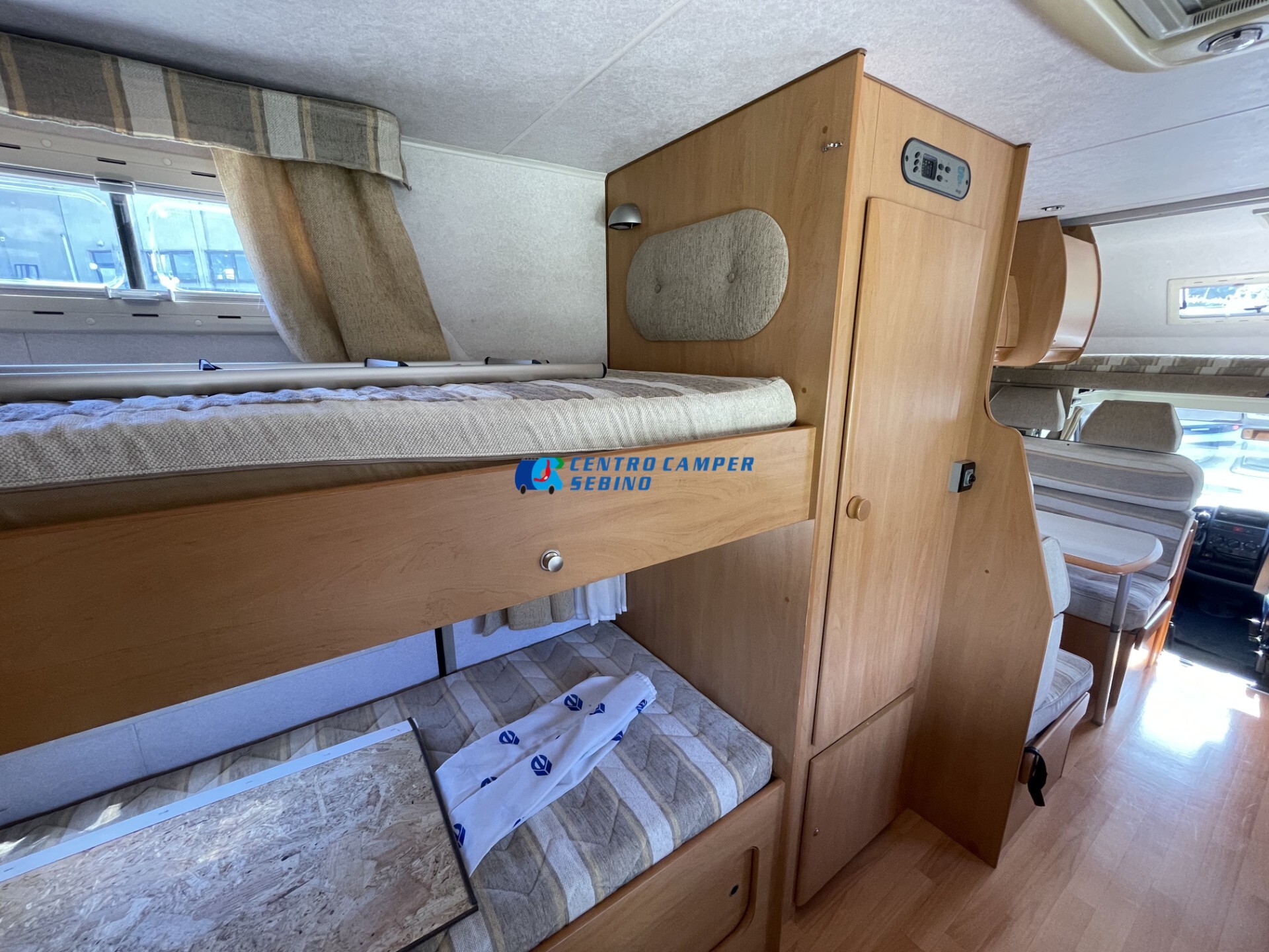 Elnagh Joxy 11 camper mansardato 7 mt doppio tavol