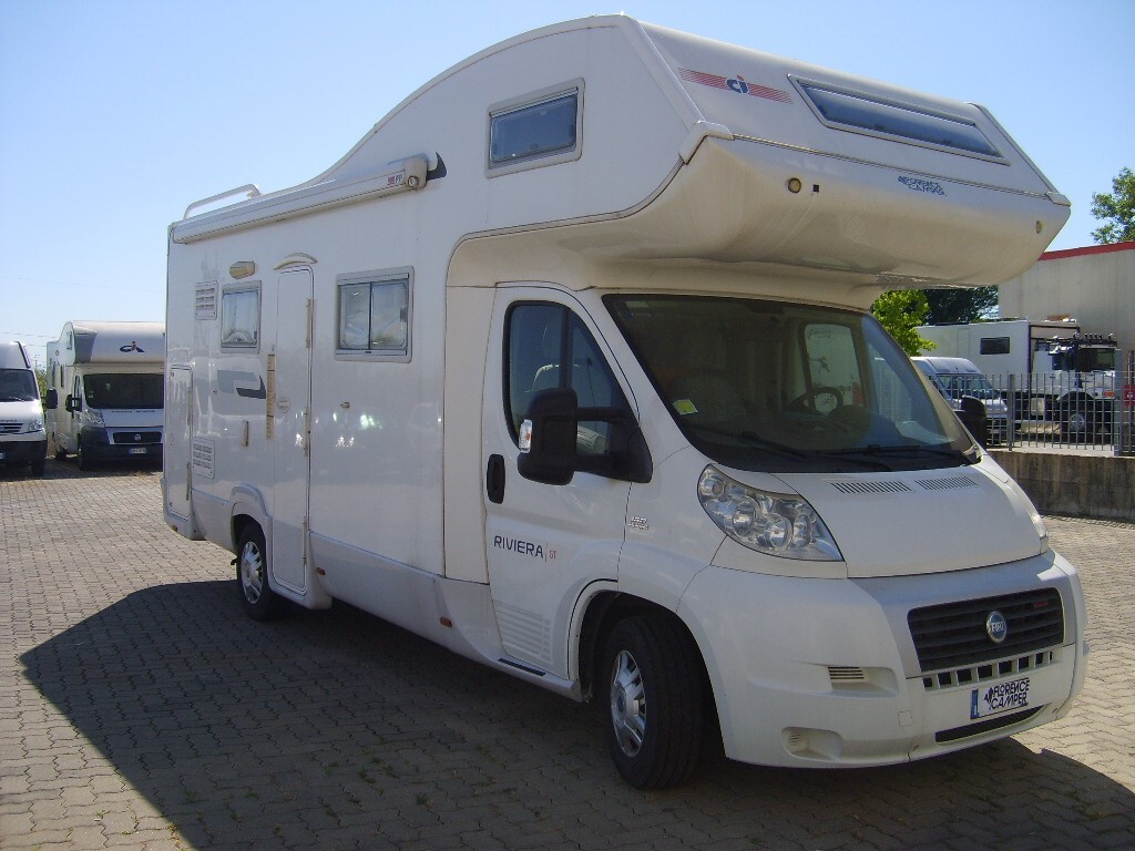 Ci International RIVIERA GT MANSARDATO CON LETTI A