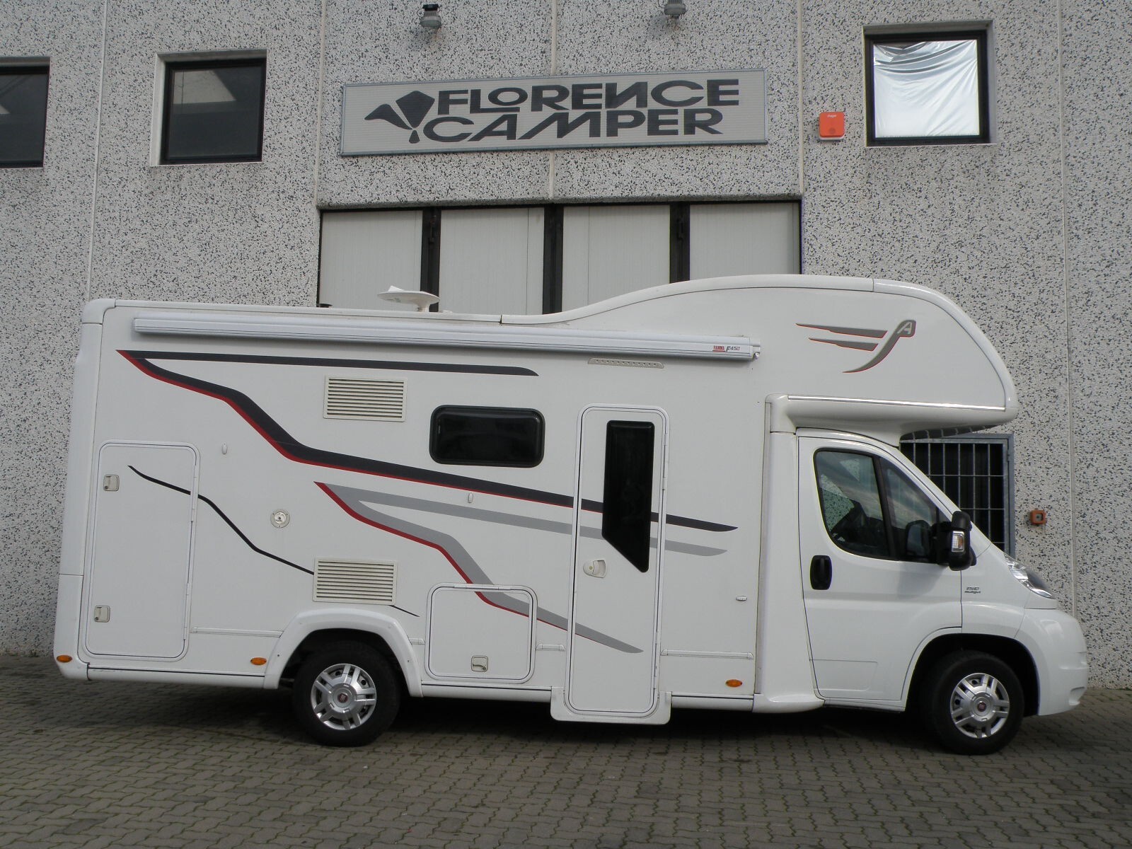 Arca 686GTL MANSARDATO