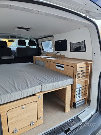 Vw Trasporter T6 Camper Van 3 posti