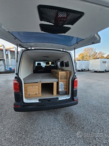 Vw Trasporter T6 Camper Van 3 posti