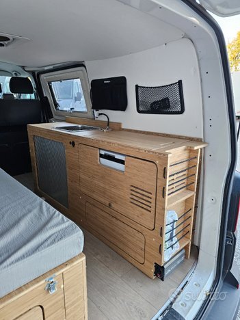 Vw Trasporter T6 Camper Van 3 posti