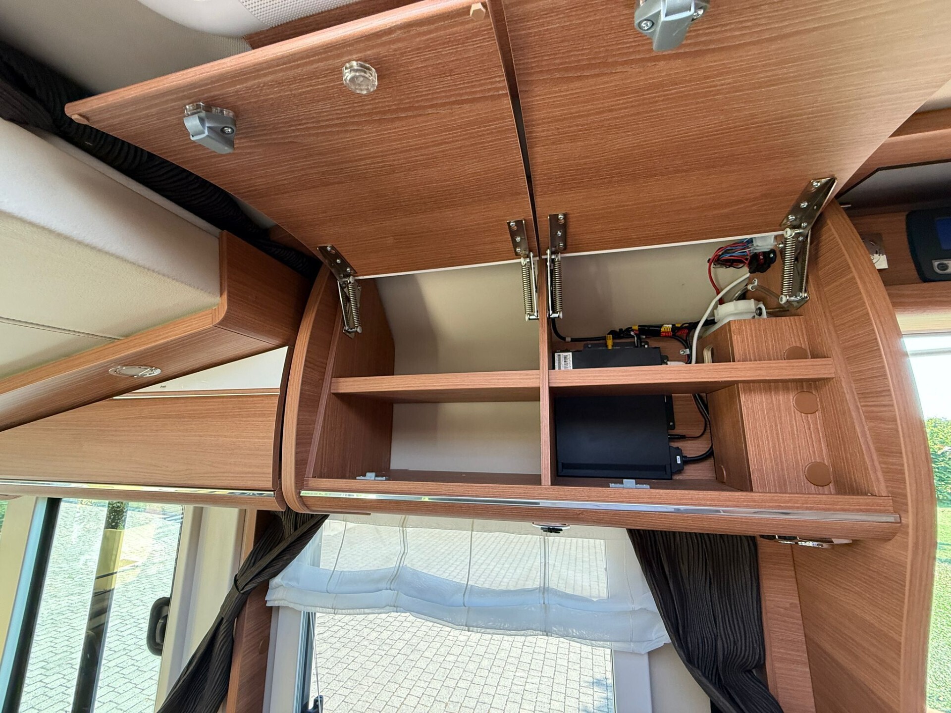 Carthago CHIC C-LINE I 5.9 XL LE MOTORHOME 3 ASSI 