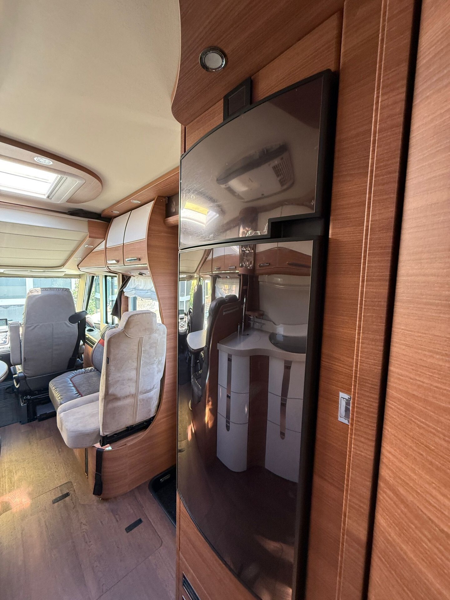 Carthago CHIC C-LINE I 5.9 XL LE MOTORHOME 3 ASSI 