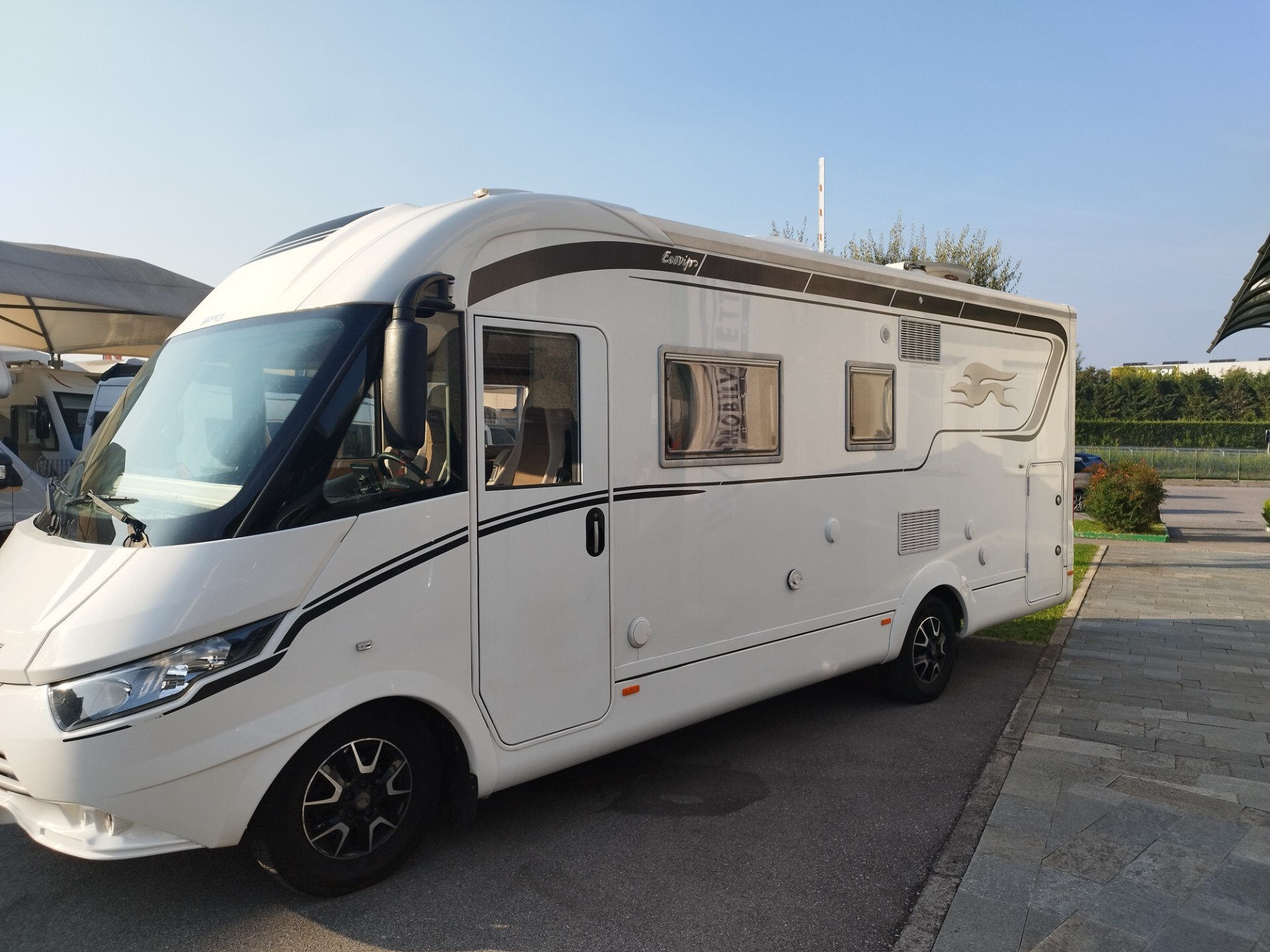 Laika Ecovip 710