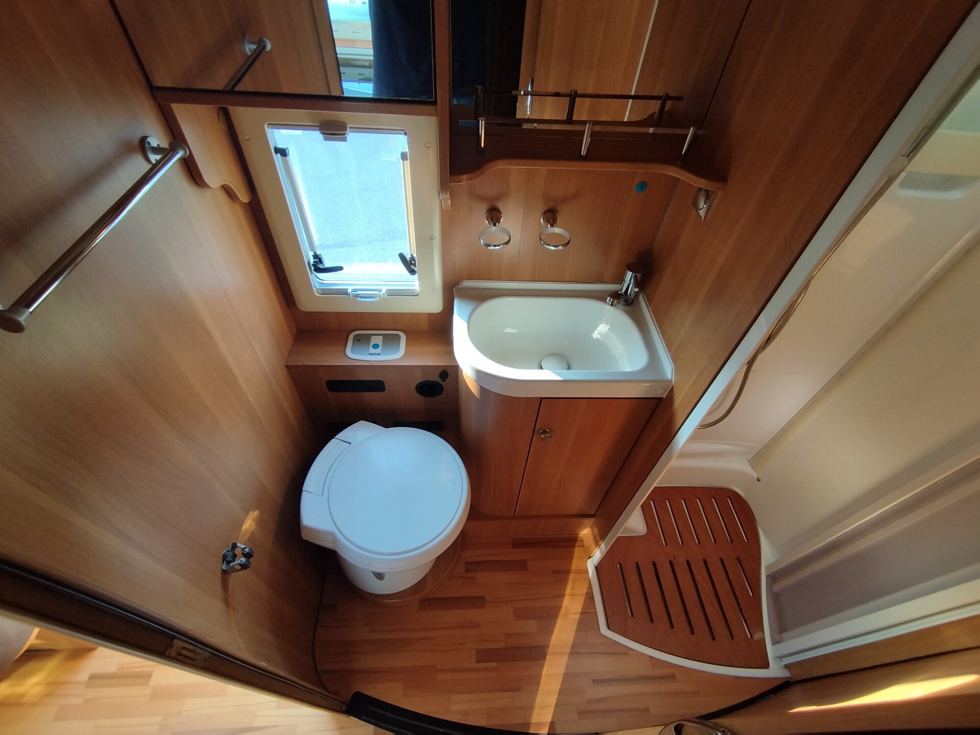 Laika Ecovip 710
