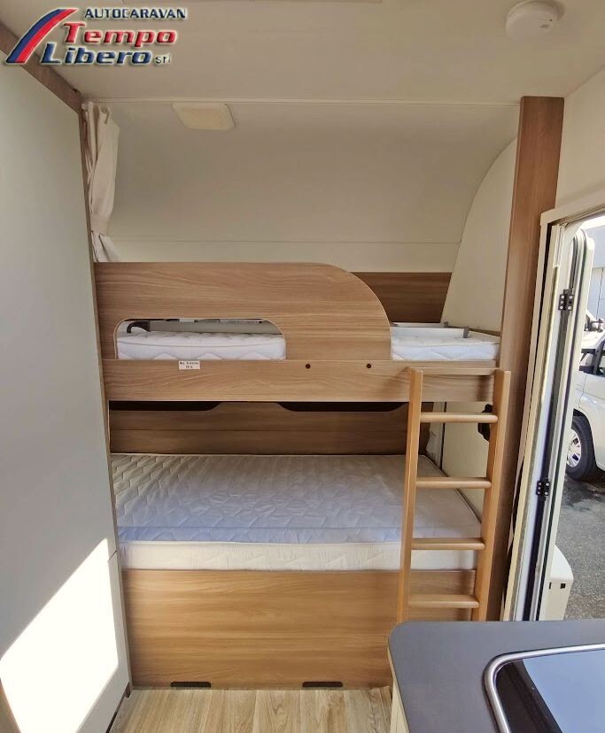 Bürstner PREMIO PLUS 440 -