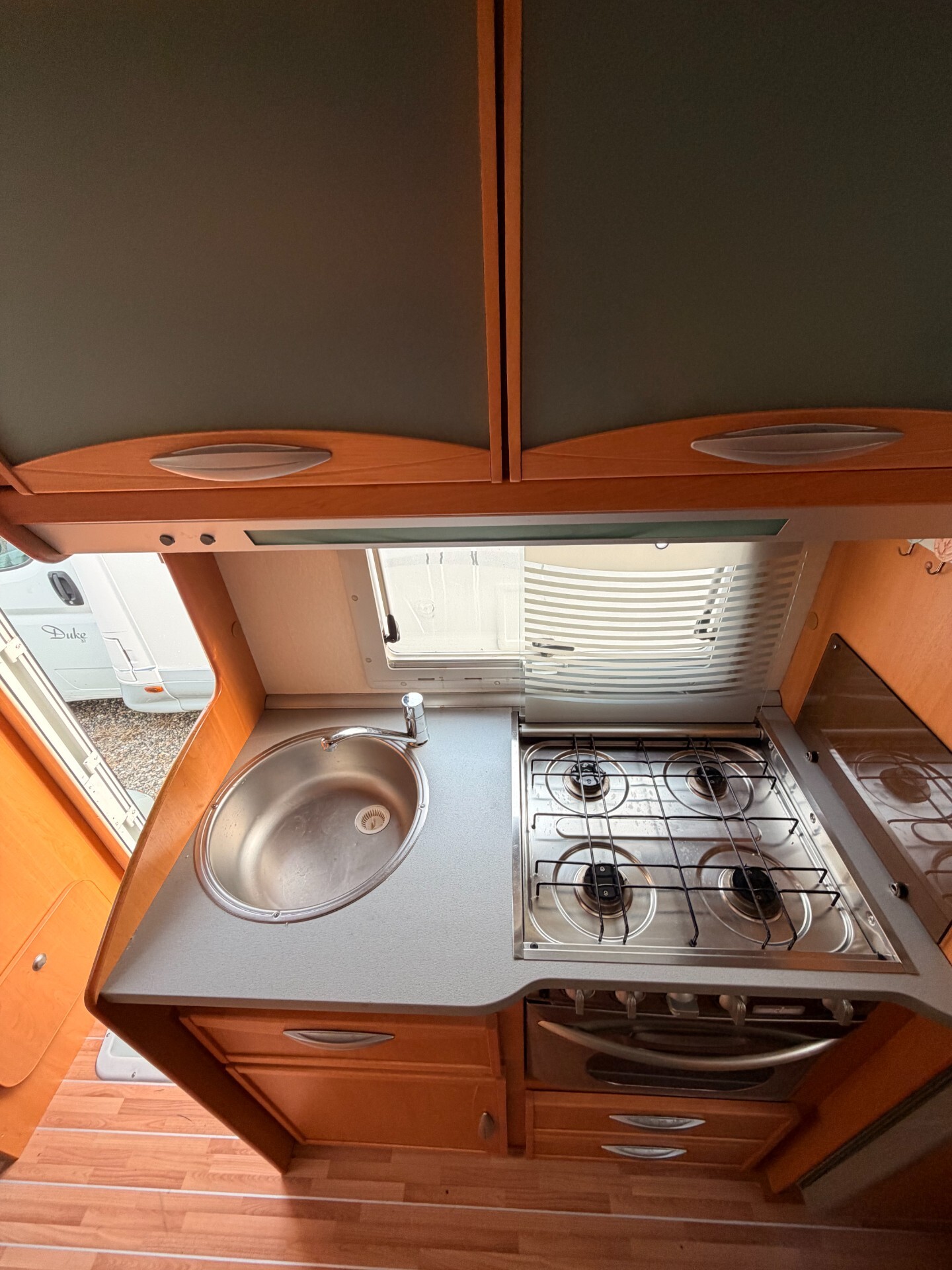 Ci International RIVIERA GT