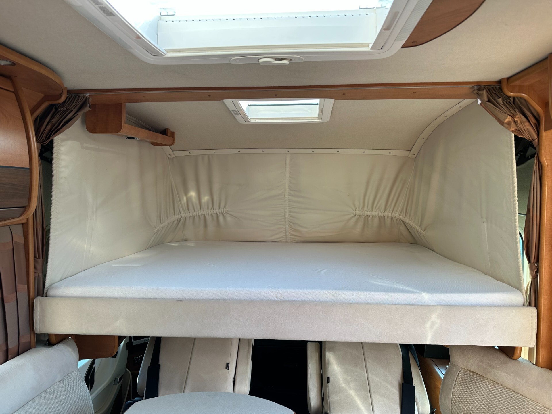 Carthago Tourer I 143 LE